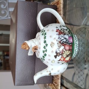 Boyd's Bear Teapot